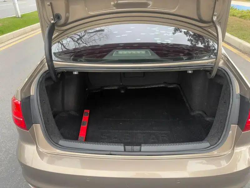 2017 Volkswagen Sagitar 230TSI Automatic Comfort Edition — миниатюра 18