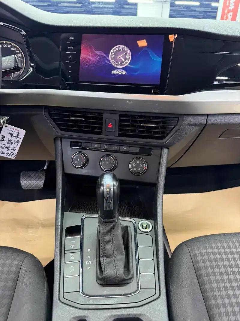 2021 Volkswagen Bora 1.5L Automatic Fashion Smart Edition — миниатюра 14