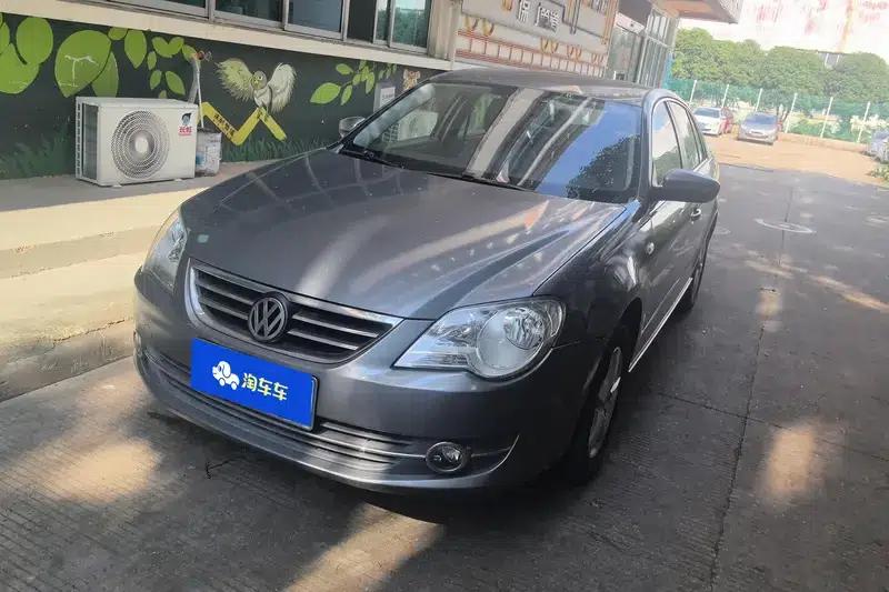 2012 Volkswagen Bora 1.6L Automatic Fashion Edition — миниатюра 1
