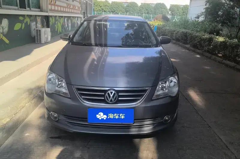 2012 Volkswagen Bora 1.6L Automatic Fashion Edition — миниатюра 2