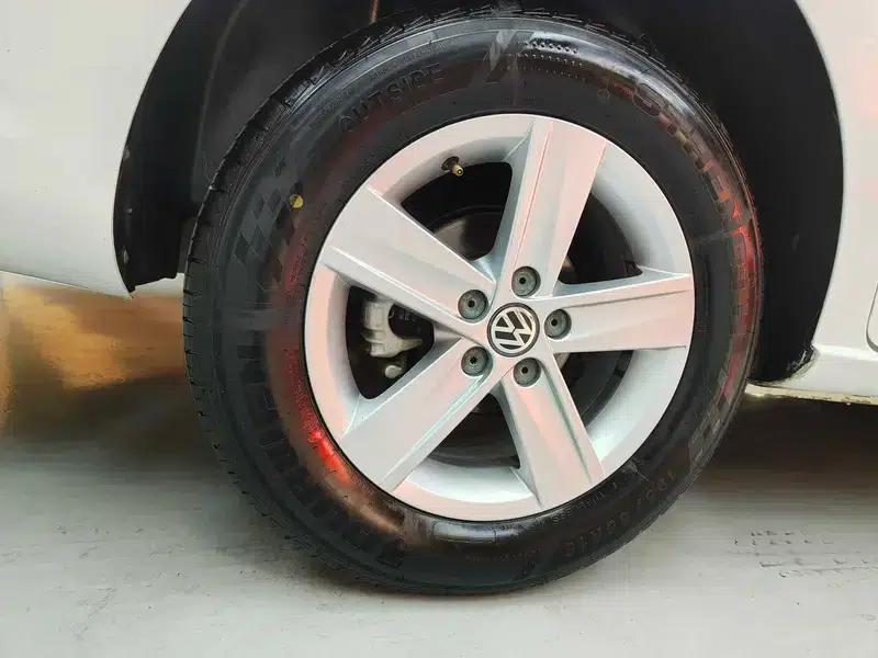 2014 Volkswagen Bora 1.6L Automatic Fashion Edition — миниатюра 19