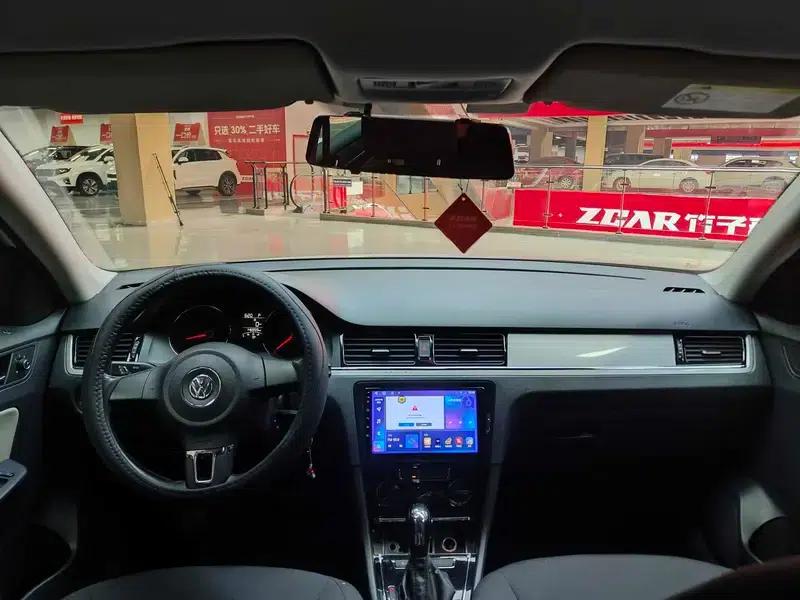 2014 Volkswagen Bora 1.6L Automatic Fashion Edition — миниатюра 25
