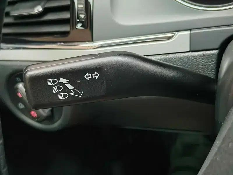 2014 Volkswagen Bora 1.6L Automatic Fashion Edition — миниатюра 30