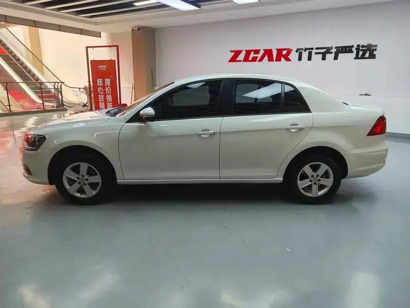2014 Volkswagen Bora 1.6L Automatic Fashion Edition — миниатюра 4