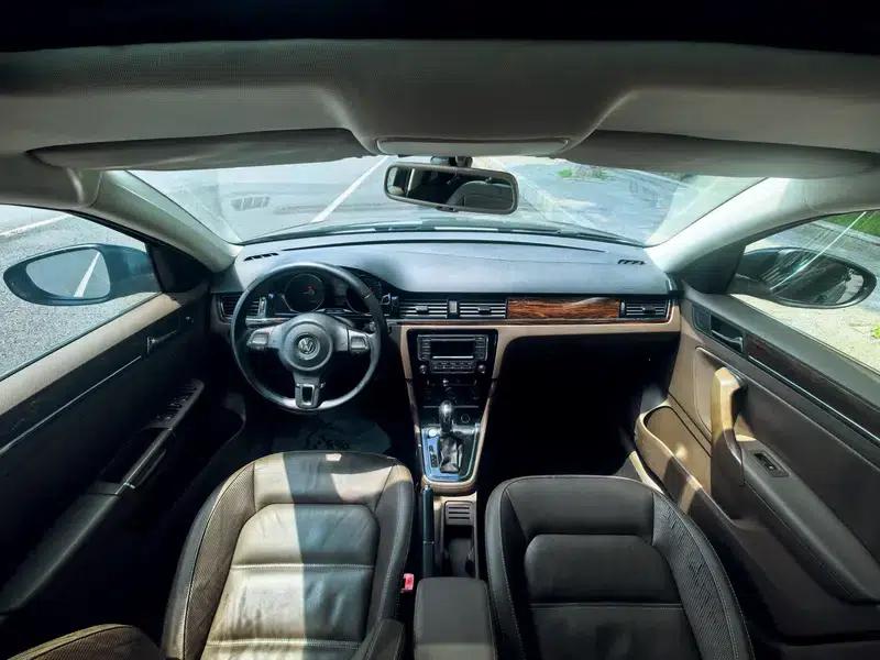 2014 Volkswagen Bora 1.6L Automatic Luxury Edition — миниатюра 9