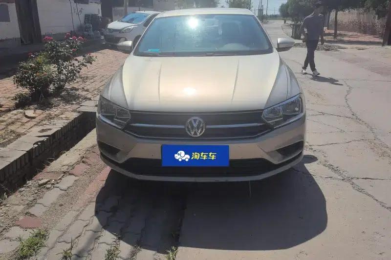 2018 Volkswagen Bora 1.5L Manual Fashion Edition — миниатюра 2