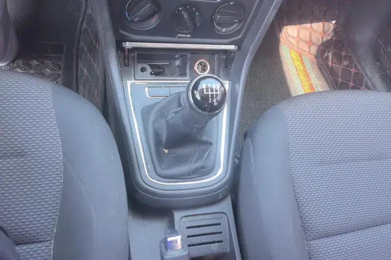 2018 Volkswagen Bora 1.5L Manual Fashion Edition — миниатюра 15