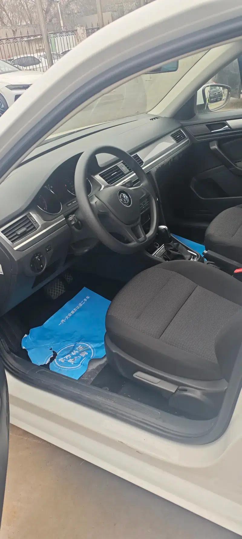2019 Volkswagen Bora Legend 1.5L Automatic Fashion Model (China VI Emission Standard) — миниатюра 6