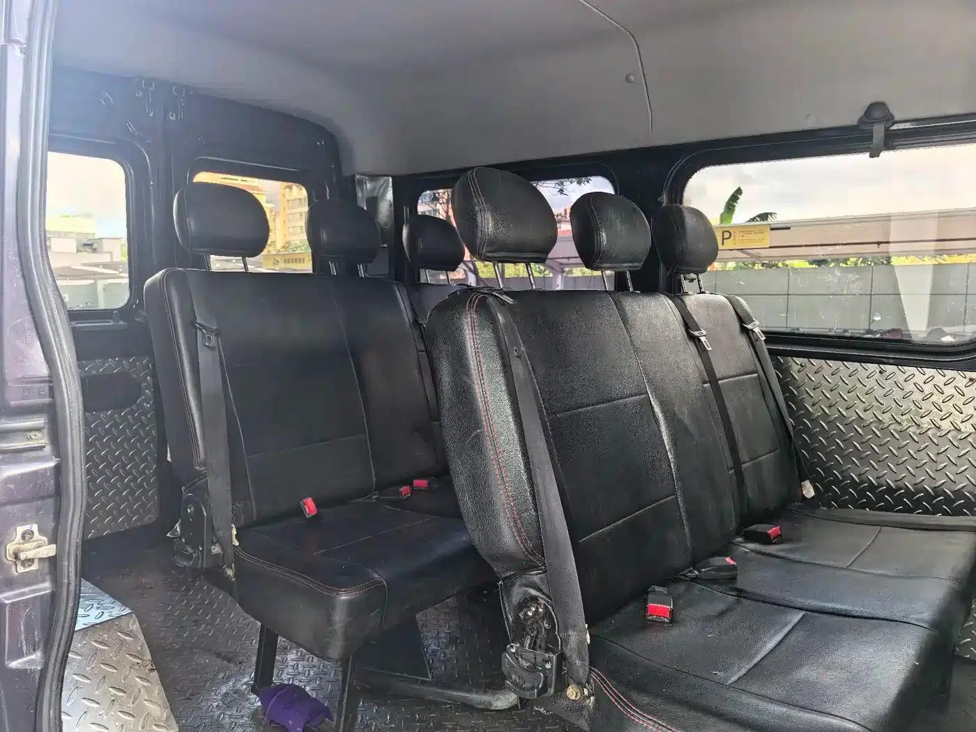 Yufeng 2021 2.3T Front-Wheel Drive Logistics Van, Short Wheelbase, Medium Roof, 5-9 Seats, National VI Emission Standard M9T — миниатюра 8