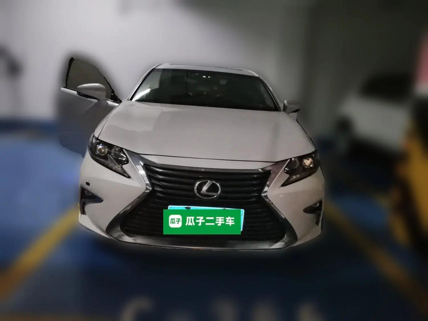 Lexus ES 2015 200 Elite Edition — миниатюра 2