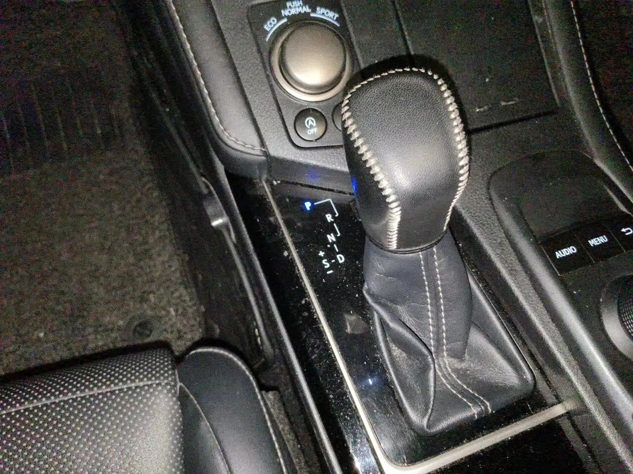 Lexus ES 2015 200 Elite Edition — миниатюра 14