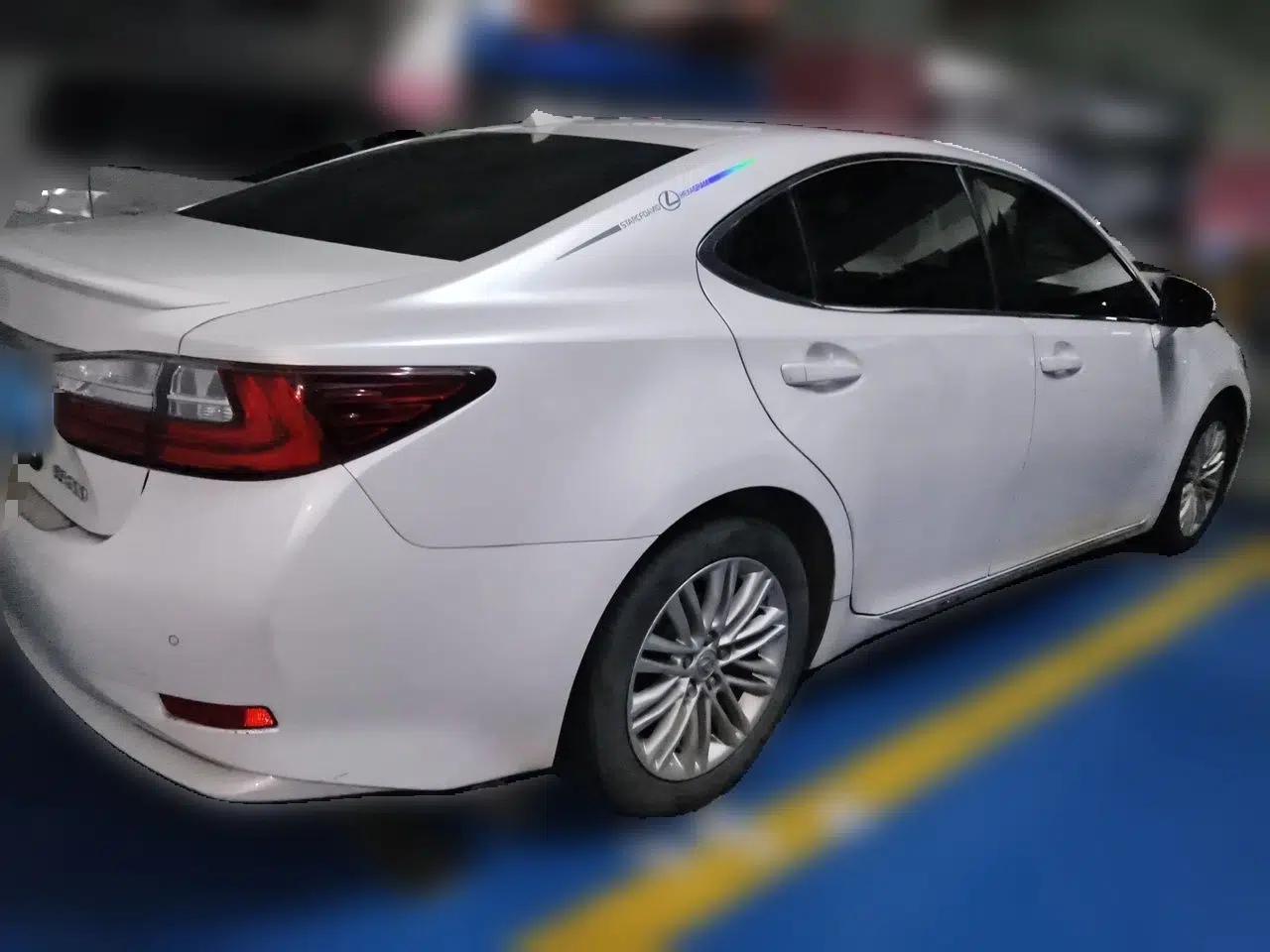 Lexus ES 2015 200 Elite Edition — миниатюра 6