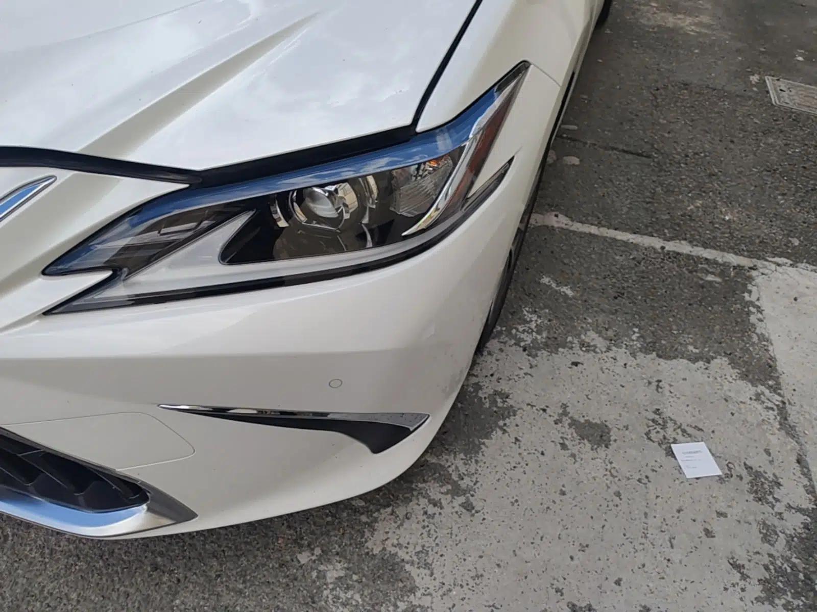 Lexus ES 2022 200 Excellence Edition — миниатюра 8
