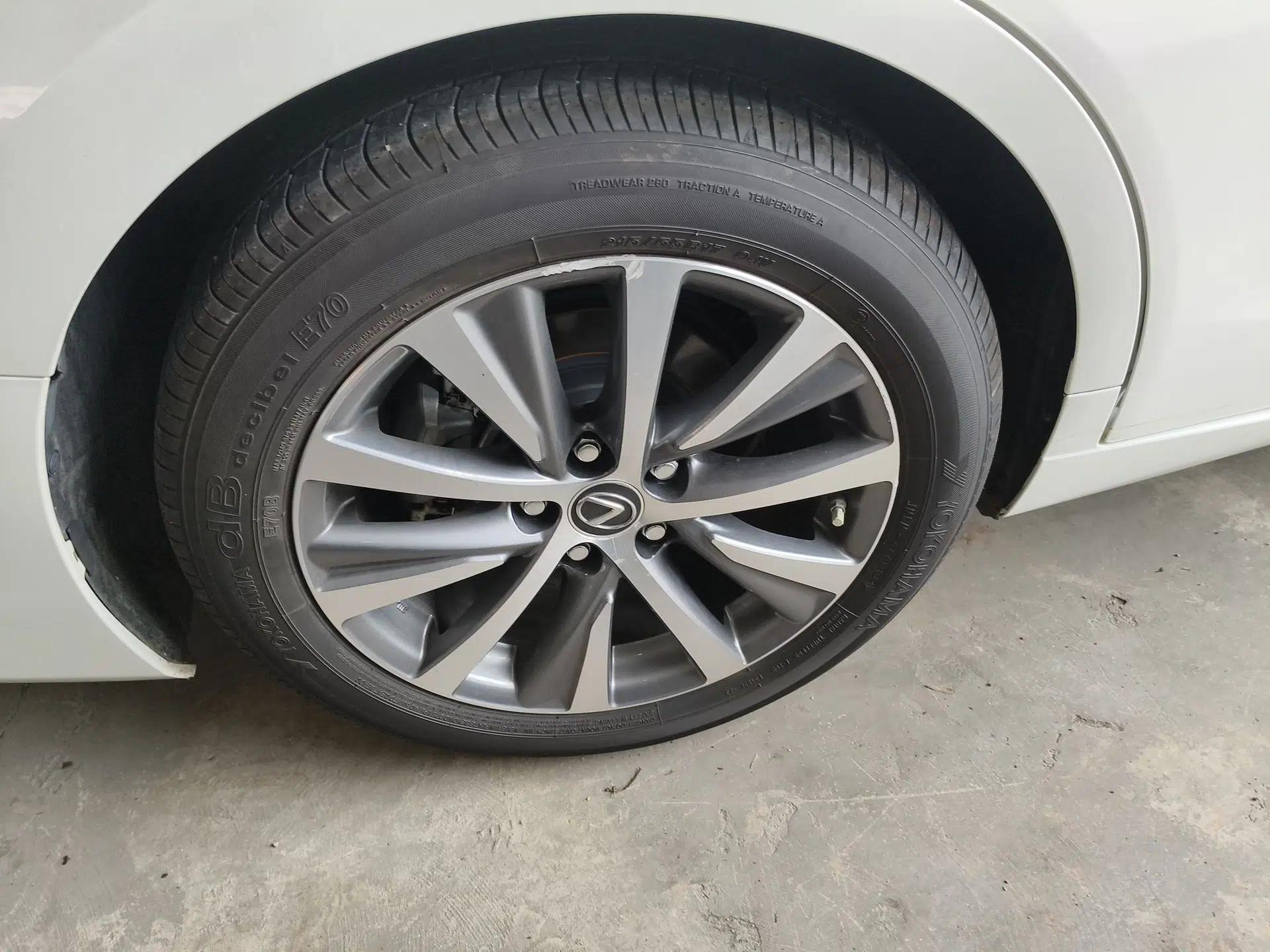 Lexus ES 2020 200 Excellence Edition — миниатюра 5
