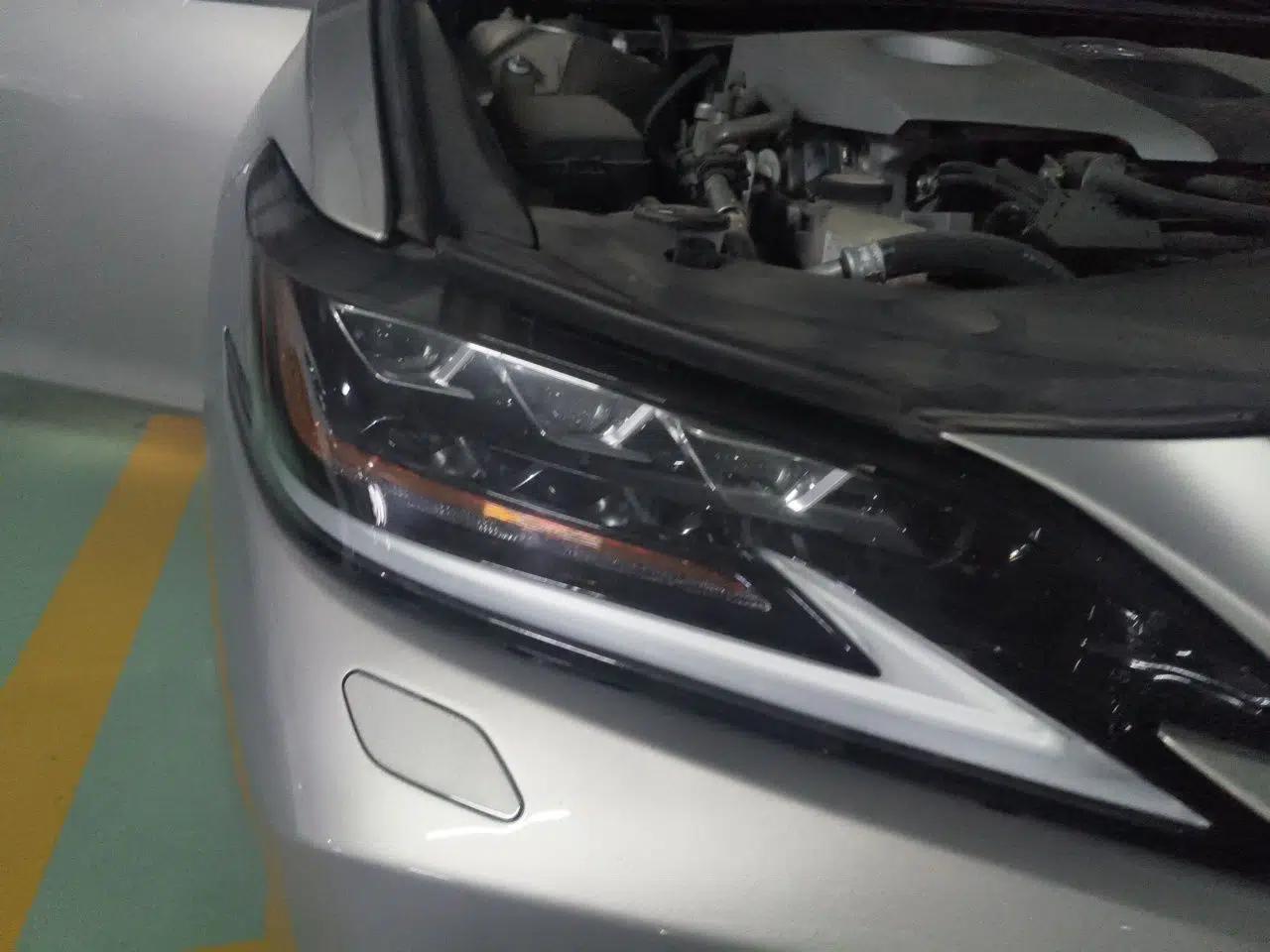 Lexus ES 2018 300h Premium Edition China V Standard — миниатюра 7