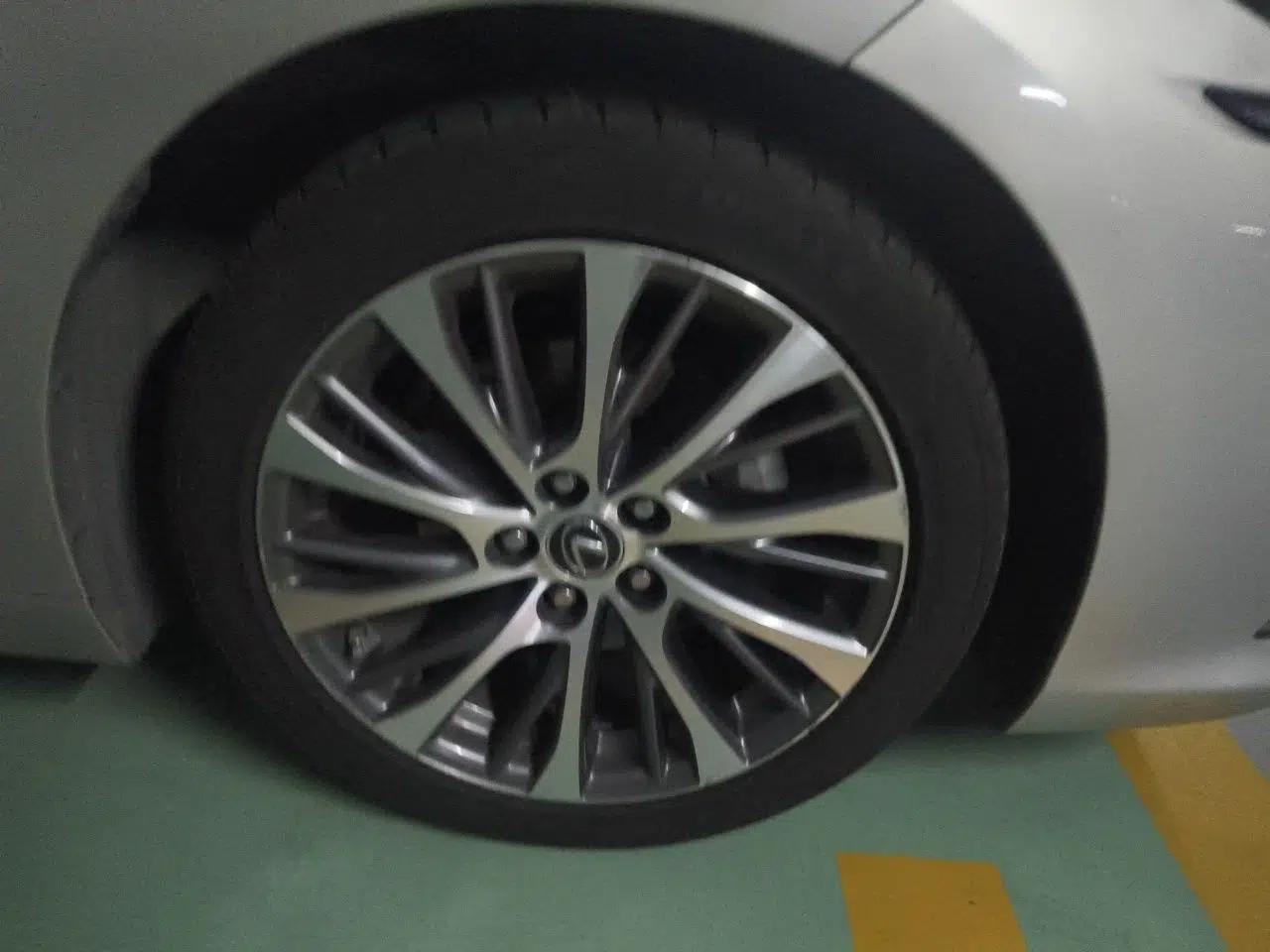 Lexus ES 2018 300h Premium Edition China V Standard — миниатюра 8