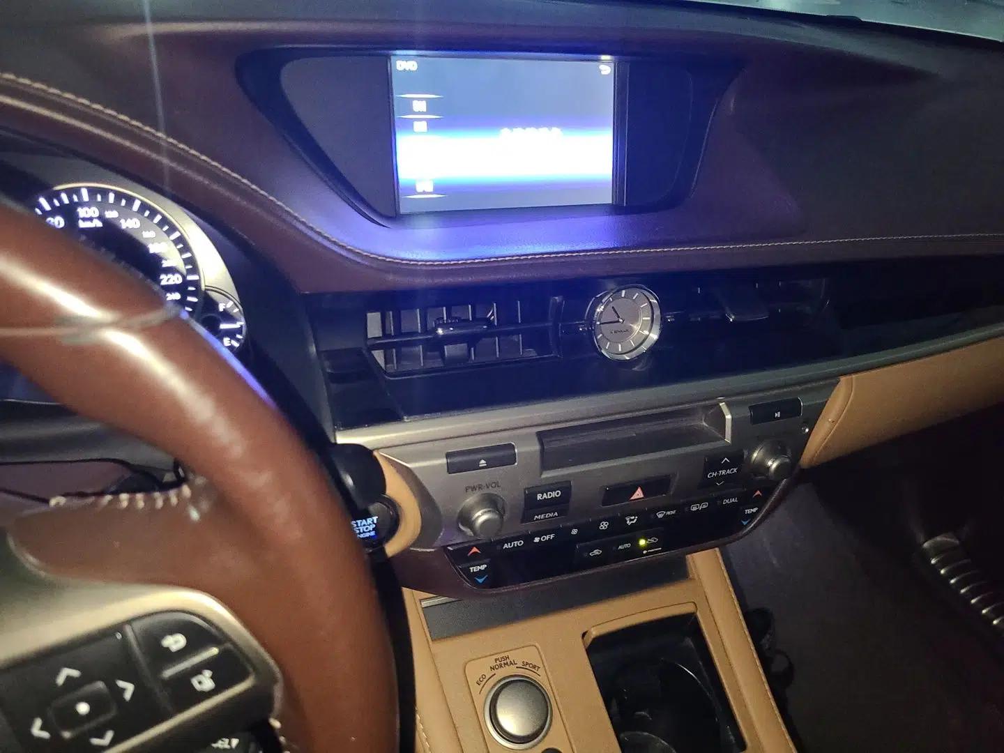 Lexus ES 2016 200 Midnight Special Limited Edition — миниатюра 13