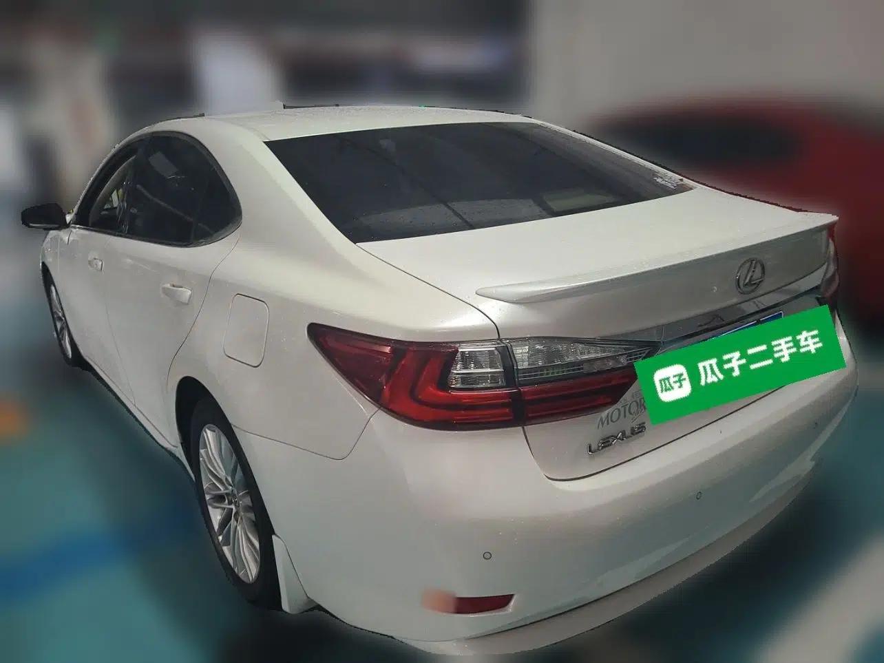 Lexus ES 2016 200 Midnight Special Limited Edition — миниатюра 4