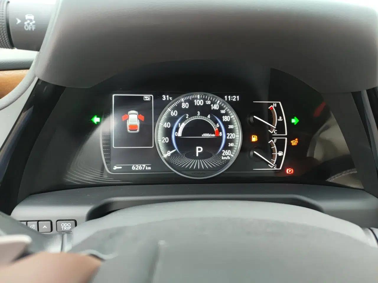 Lexus ES 2024 200 Premium Edition — миниатюра 11