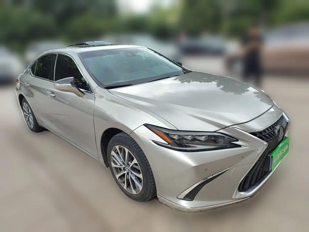 Lexus ES 2024 200 Premium Edition — миниатюра 3