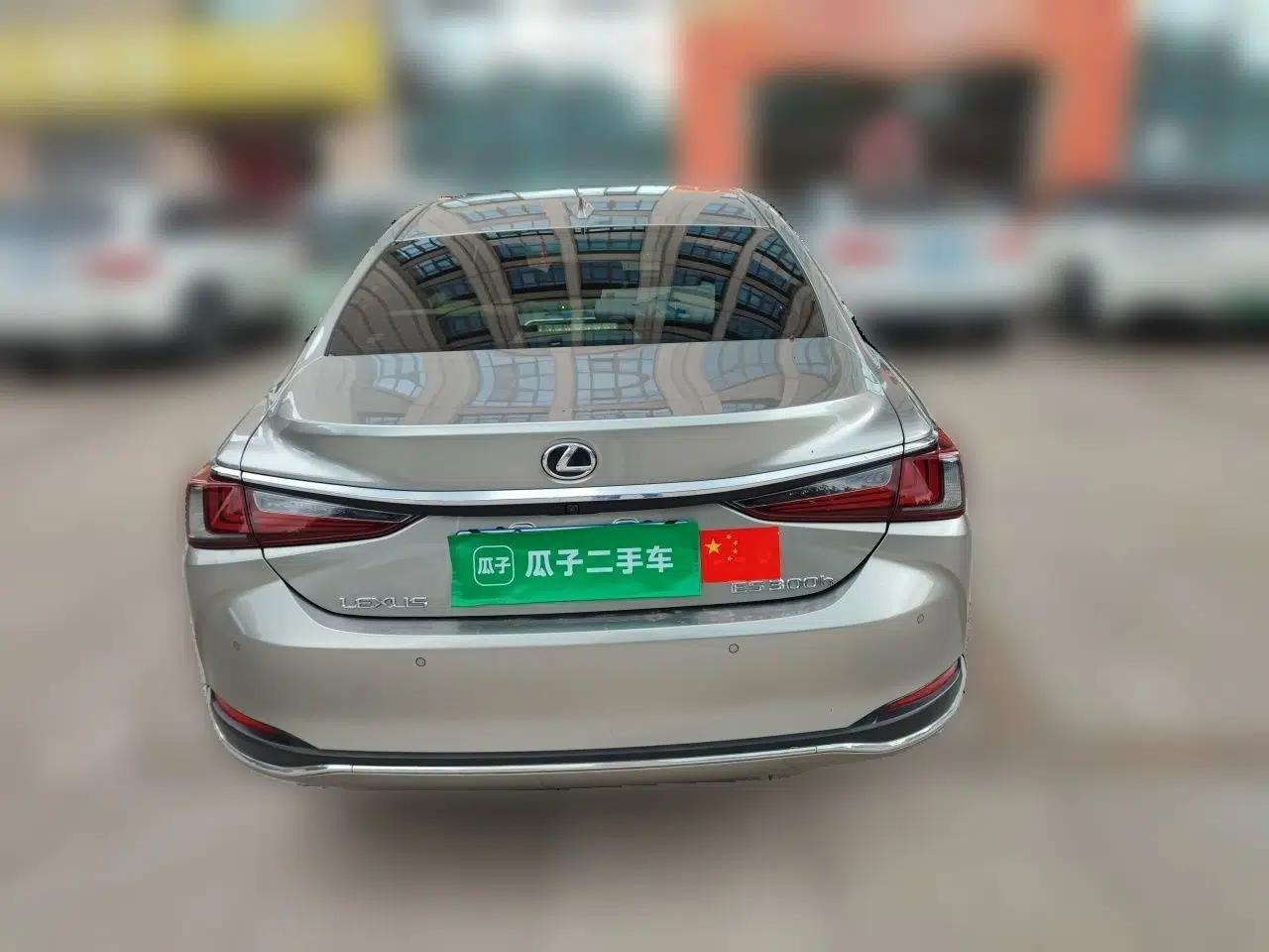 Lexus ES 2024 200 Premium Edition — миниатюра 5