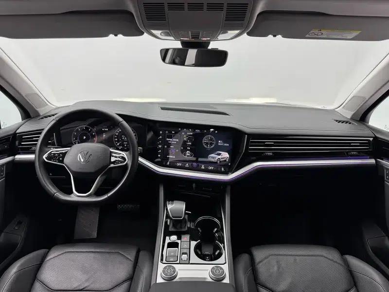 2022 Volkswagen Touareg 3.0TSI R-Line, Obsidian Black Sport Package — миниатюра 14