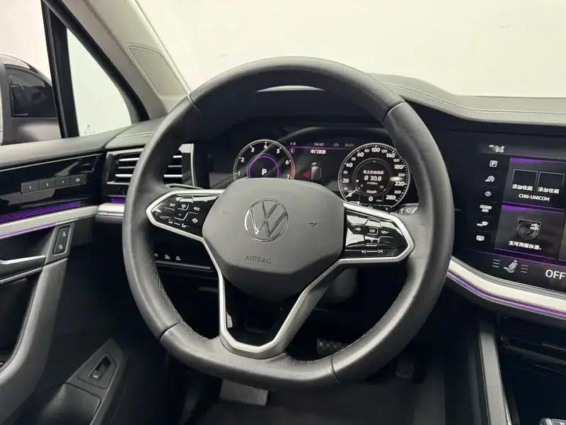 2022 Volkswagen Touareg 3.0TSI R-Line, Obsidian Black Sport Package — миниатюра 16