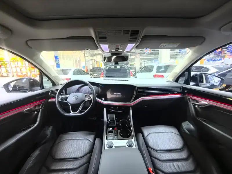 2023 Volkswagen Touareg 3.0TSI R-Line, Obsidian Black Sport Package — миниатюра 11