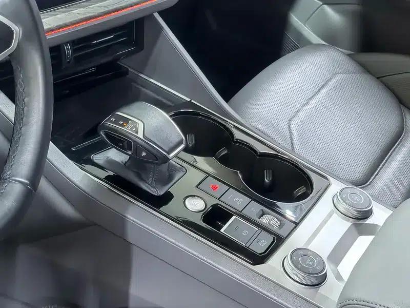 2023 Volkswagen Touareg 3.0TSI R-Line, Obsidian Black Sport Package — миниатюра 9