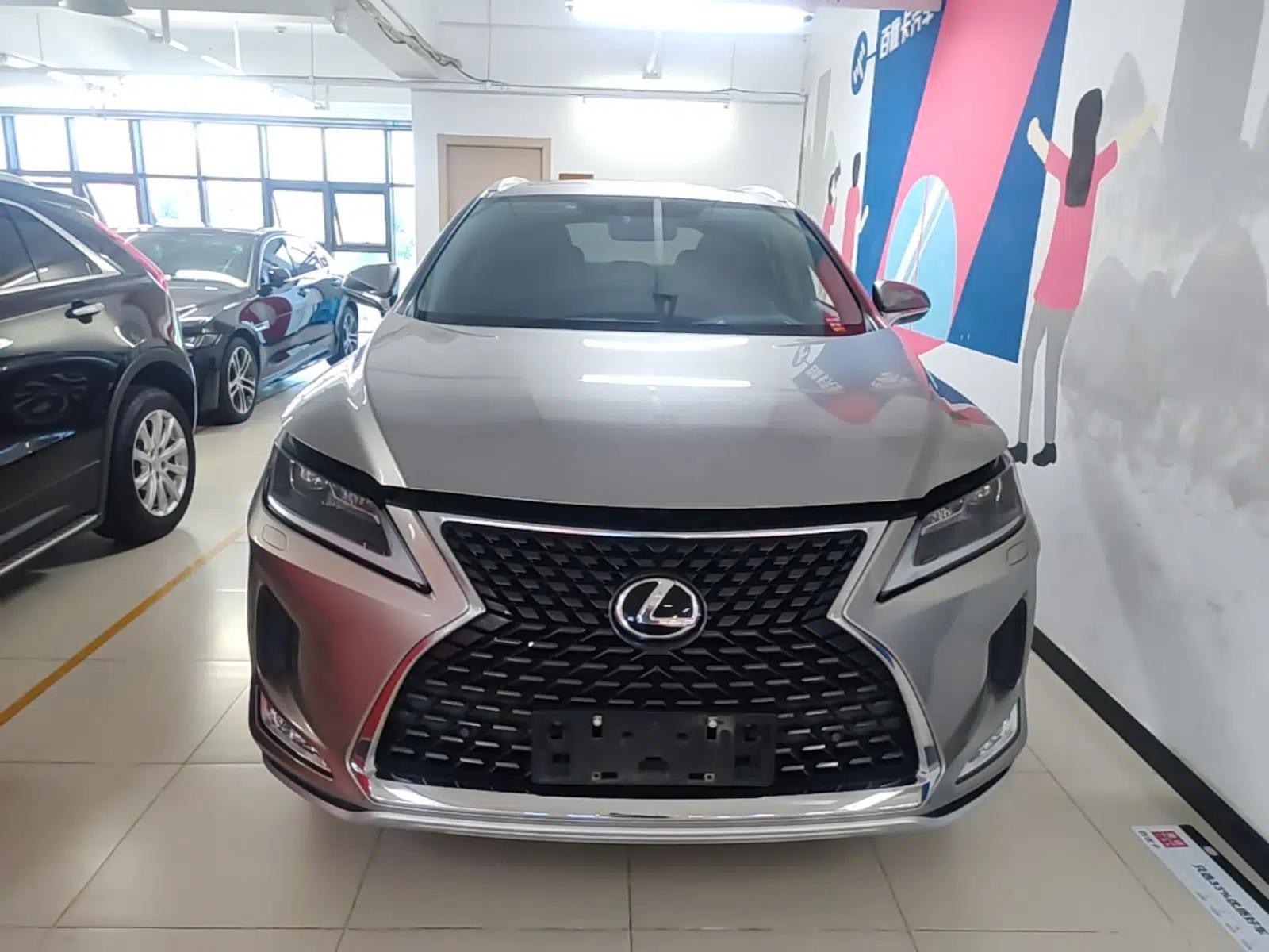 Lexus RX 2020 Revised Version 300 Two-Wheel Drive Elite Edition — миниатюра 2