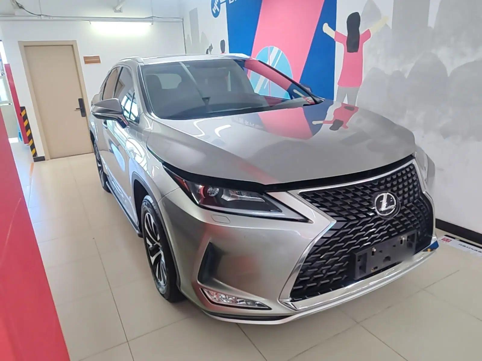 Lexus RX 2020 Revised Version 300 Two-Wheel Drive Elite Edition — миниатюра 3