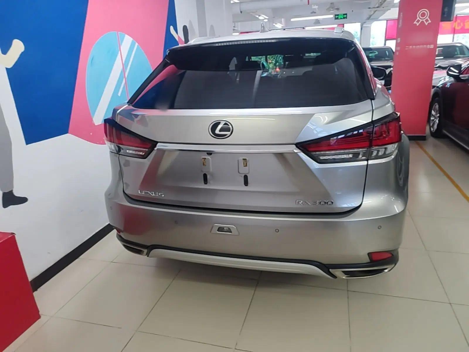 Lexus RX 2020 Revised Version 300 Two-Wheel Drive Elite Edition — миниатюра 5