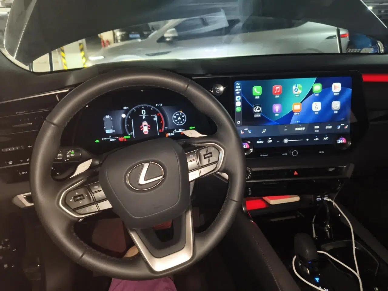 Lexus RX 2026 Model 350h Two-Wheel-Drive Comfort Edition — миниатюра 9