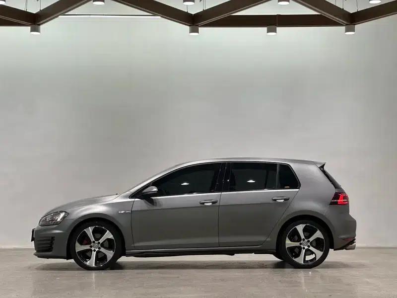 2016 Golf GTI 2.0TSI GTI — миниатюра 3