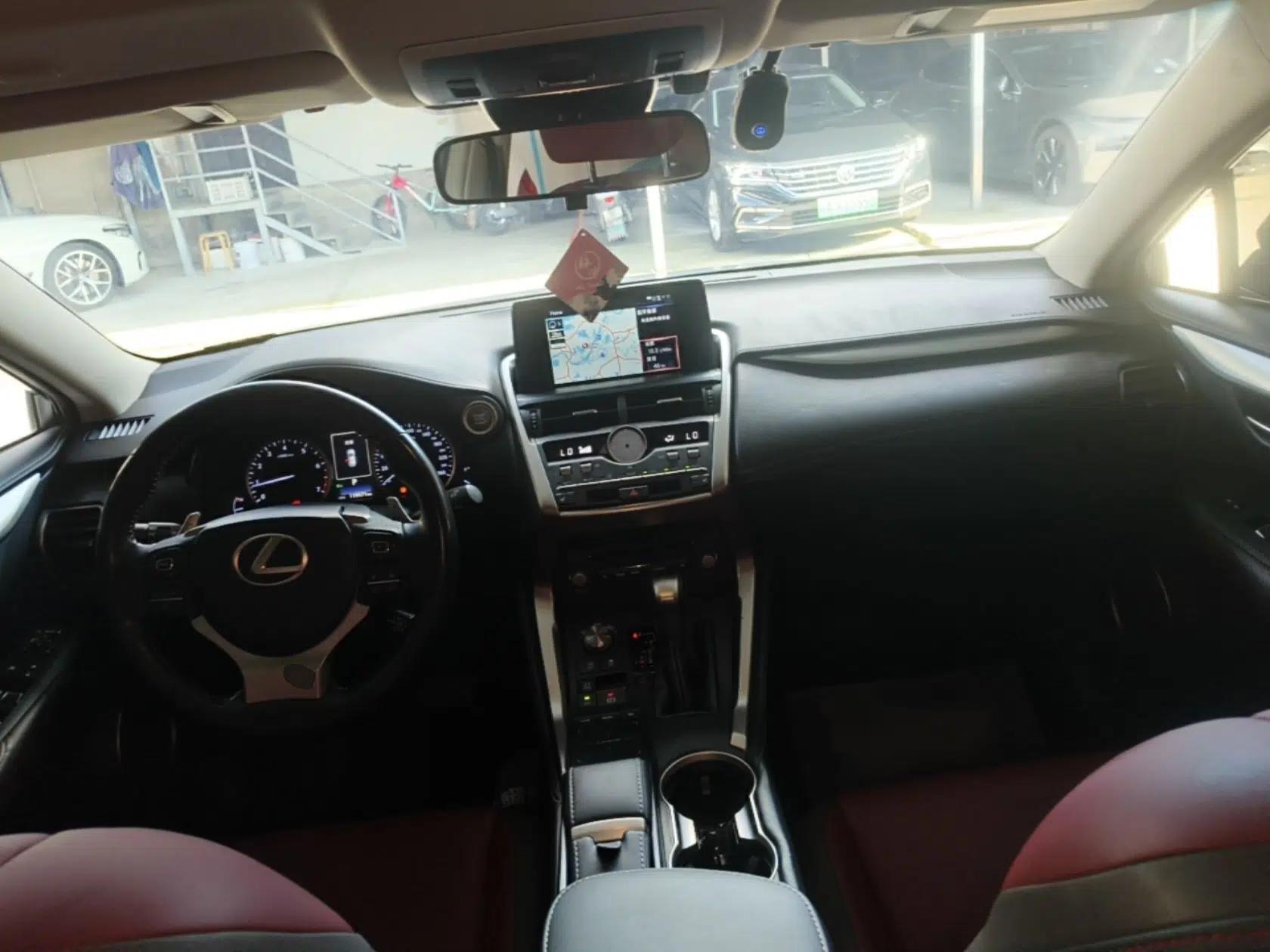 Lexus NX 2017 200 All-Wheel Drive Fēngshàng Edition — миниатюра 19