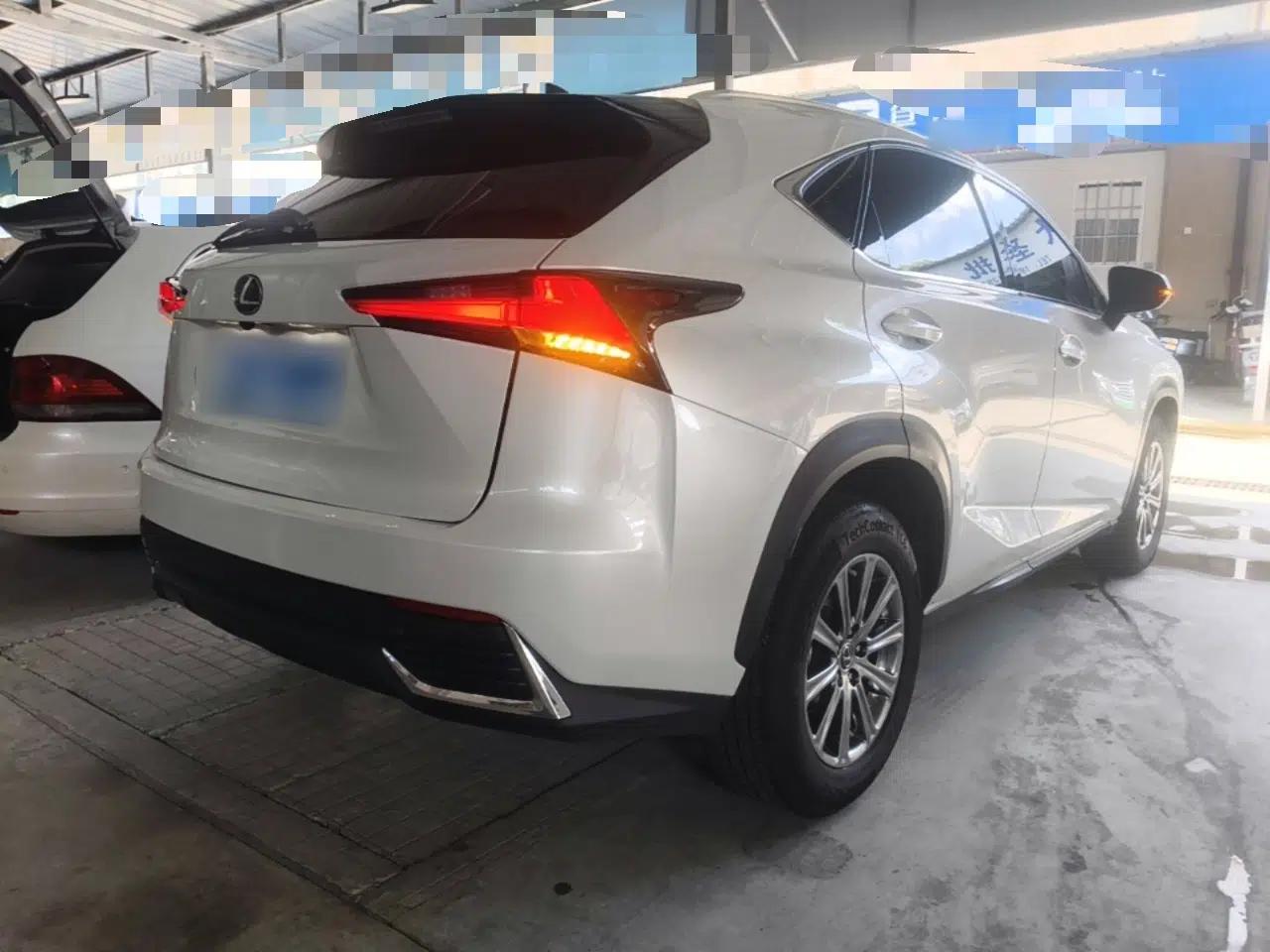 Lexus NX 2017 200 All-Wheel Drive Fēngshàng Edition — миниатюра 6