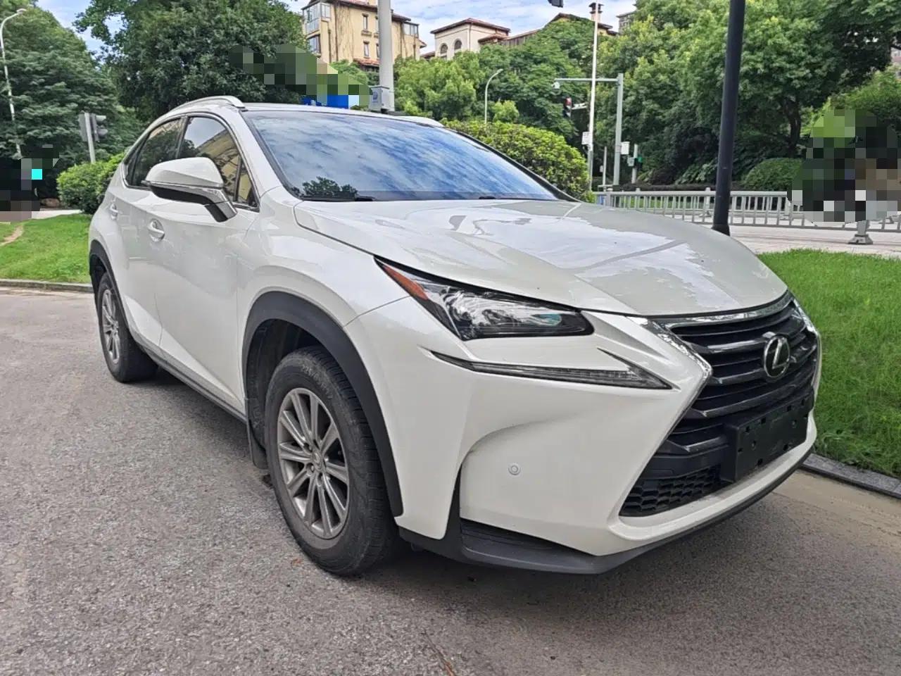 Lexus NX 2015 200 Front-Wheel Drive X-Trail SE Edition — миниатюра 3