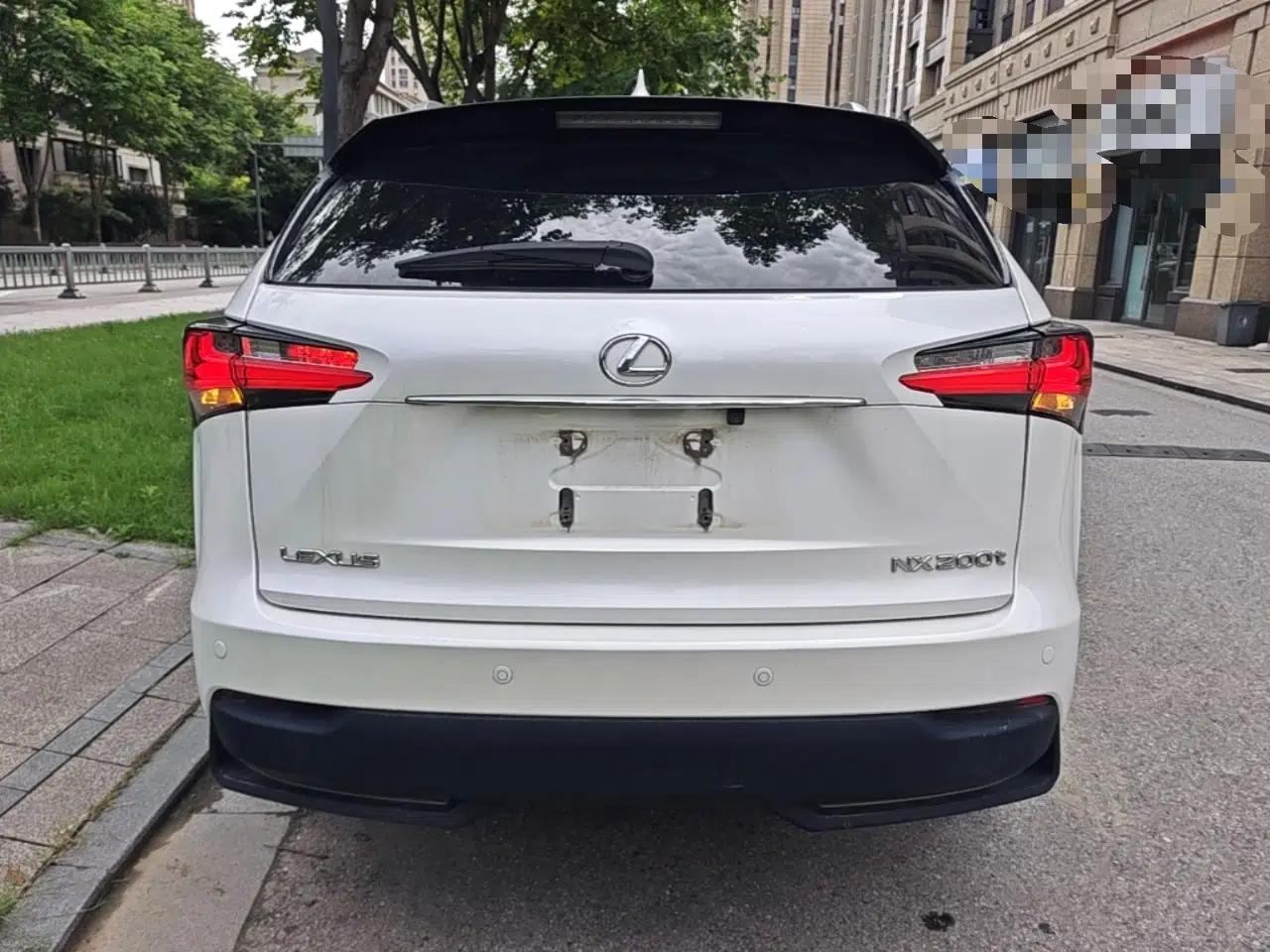 Lexus NX 2015 200 Front-Wheel Drive X-Trail SE Edition — миниатюра 5