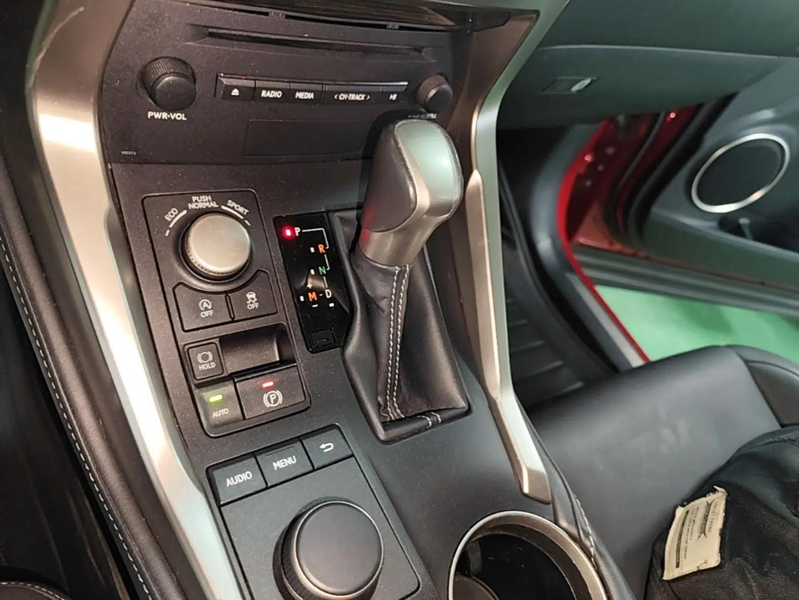 Lexus NX 2015 200T All-Wheel-Drive Fēngshàng Edition — миниатюра 16
