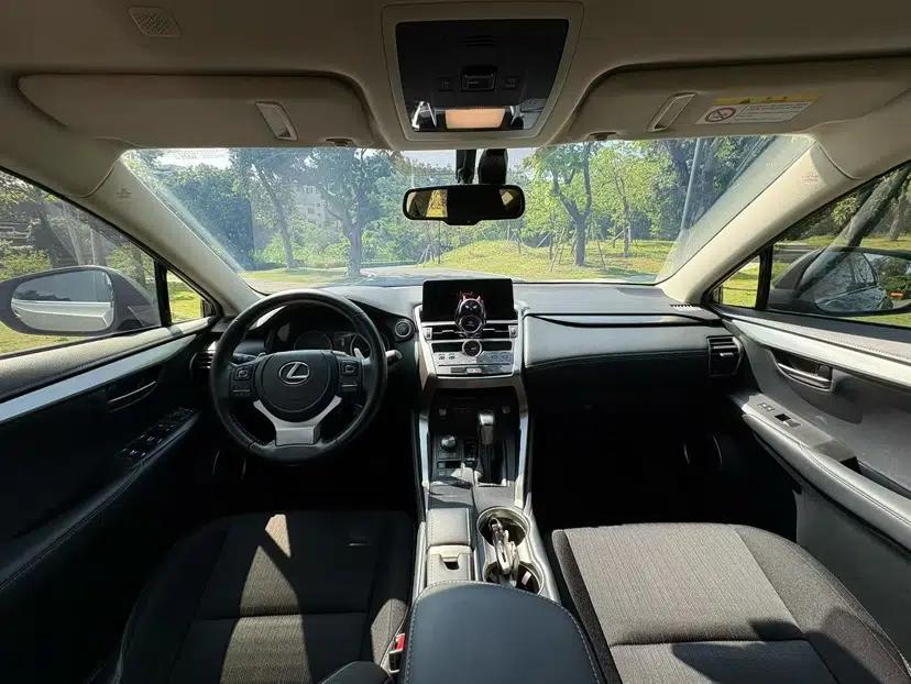 Lexus NX 2020 200 Front-Wheel Drive Freeline Edition China VI Standard — миниатюра 31
