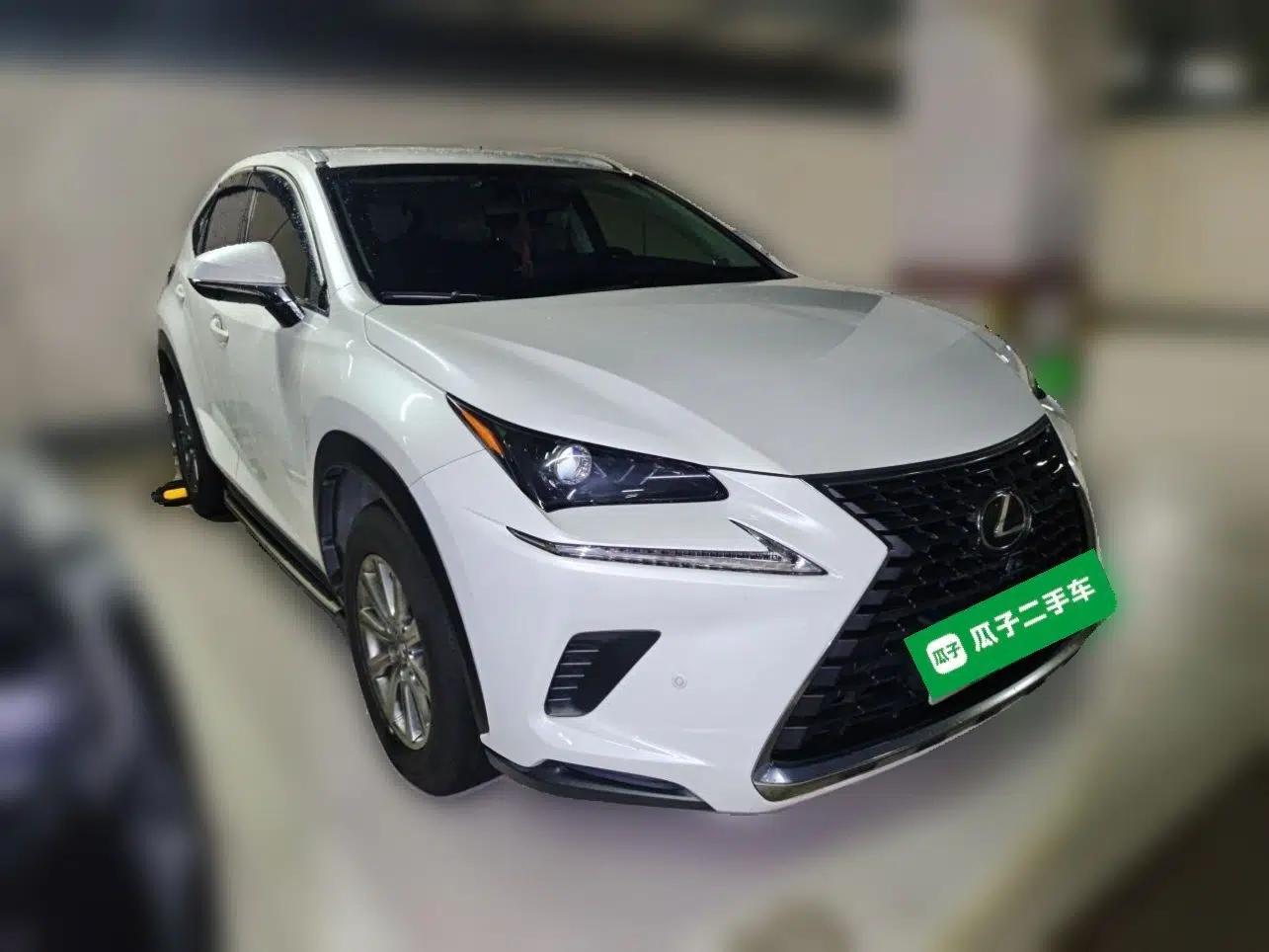 Lexus NX 2017 200 Front-Wheel-Drive X-Trail SE Edition — миниатюра 3