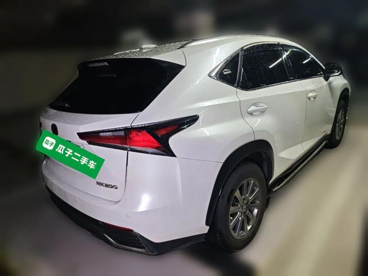 Lexus NX 2017 200 Front-Wheel-Drive X-Trail SE Edition — миниатюра 6
