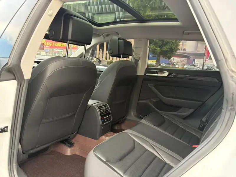 Volkswagen CC 2024 Shooting Brake 380TSI Hunter Edition — миниатюра 16
