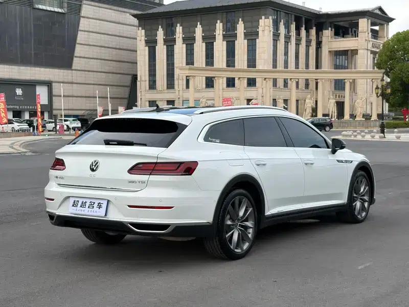 Volkswagen CC 2024 Shooting Brake 380TSI Hunter Edition — миниатюра 7