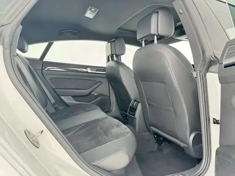 Volkswagen CC 2021 330TSI Dazzling Edition — миниатюра 13