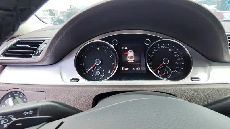 Volkswagen CC 2016 1.8TSI Luxury — миниатюра 9