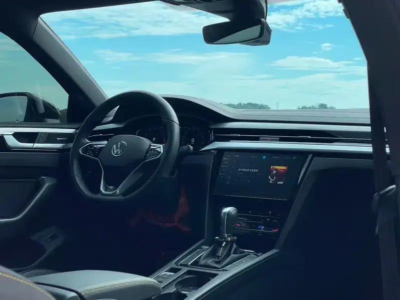 Volkswagen CC 2024 380TSI Striking Edition — миниатюра 7