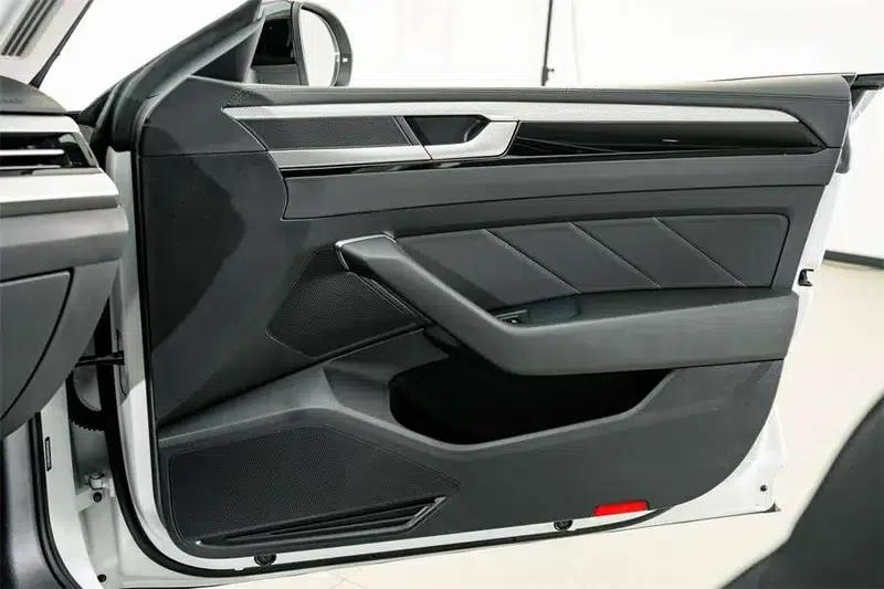 Volkswagen CC 2021 Shooting Brake 380TSI Hunter Edition — миниатюра 11