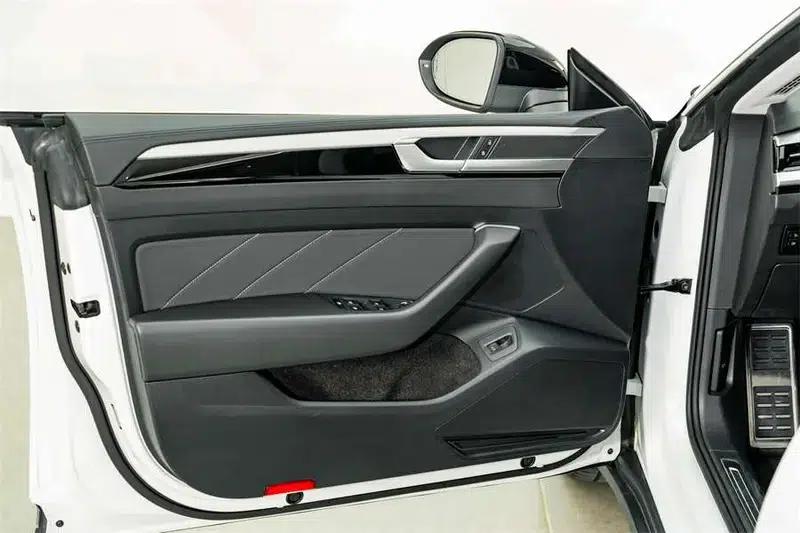 Volkswagen CC 2021 Shooting Brake 380TSI Hunter Edition — миниатюра 13