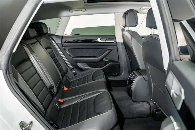 Volkswagen CC 2021 Shooting Brake 380TSI Hunter Edition — миниатюра 21